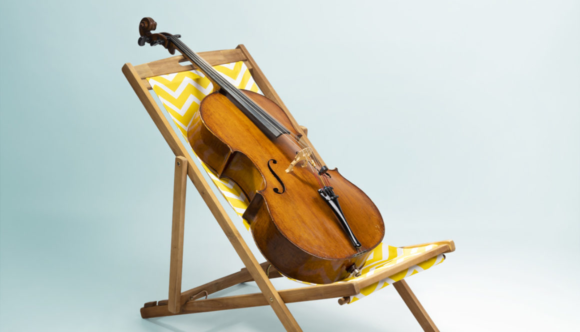 Photographie ludique représentant un détournement d'instrument de musique